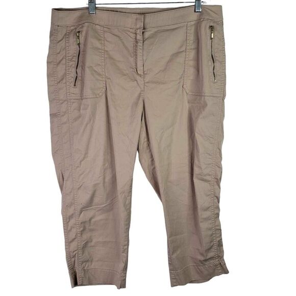 Chicos Zenergy Cargo Cropped Pants Beige High Rise Stretch Capri Size 3 US XL - Picture 2 of 10